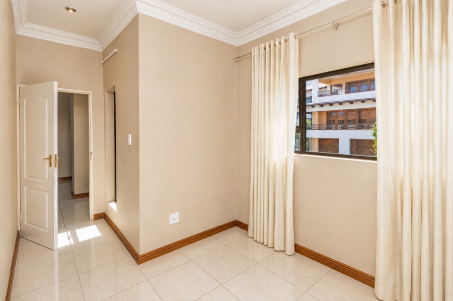 4 Bedroom Property for Sale in Kosmos Ridge North West